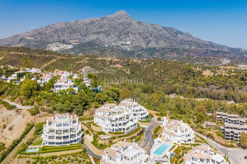 Foto a7eef3b8-1245-4cca-9c2c-9374aeaf62f7. Apartament amb aparcament piscina a Los Naranjos Marbella