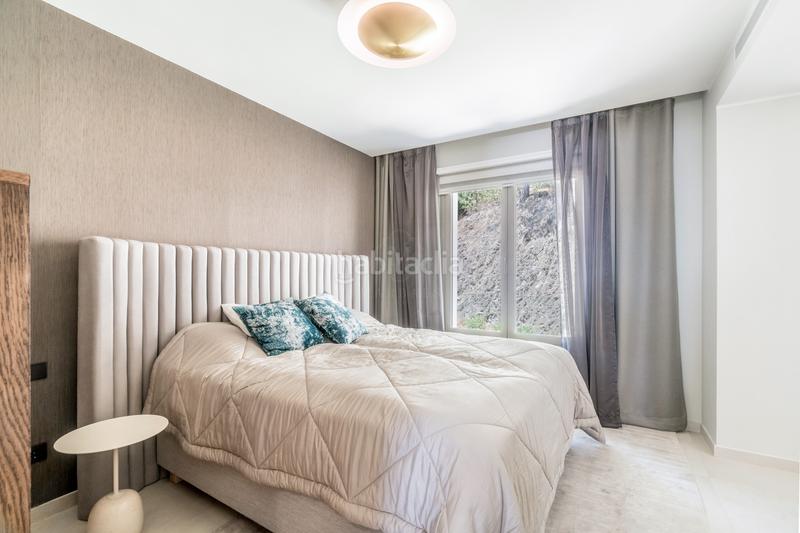 Foto ad410aef-7051-4938-9c47-ae9aca3c973c. Apartament amb aparcament piscina a Los Naranjos Marbella