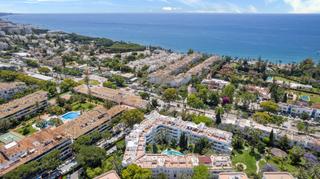 Penthouse in La Carolina - Guadalpín. Impresionante ático dúplex con orientación sur en la conocida y