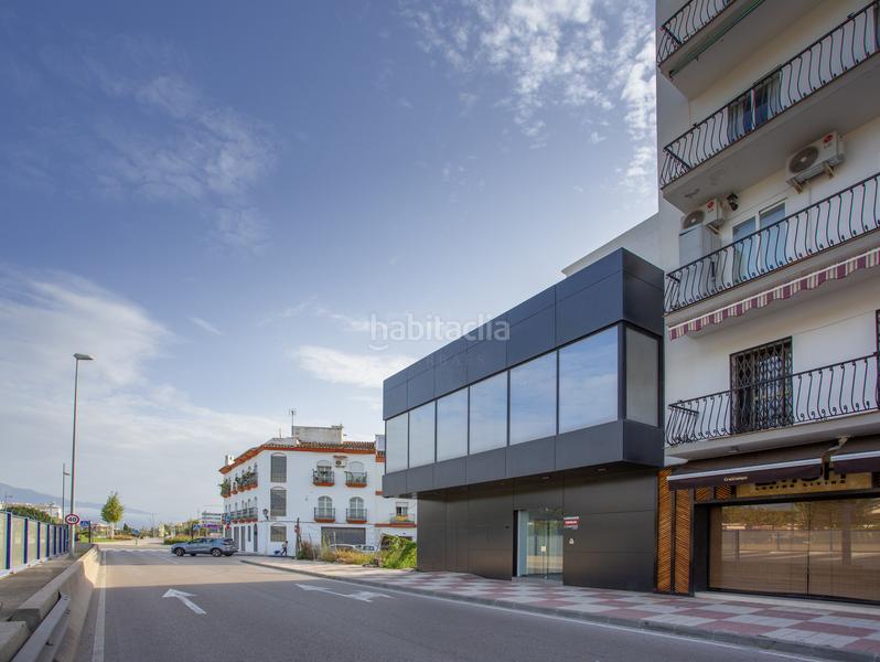 Foto 33bca2b0-f111-4745-b258-036aa06d12a8. Edificio  comercial en el corazón de san pedro de alcántara en Marbella