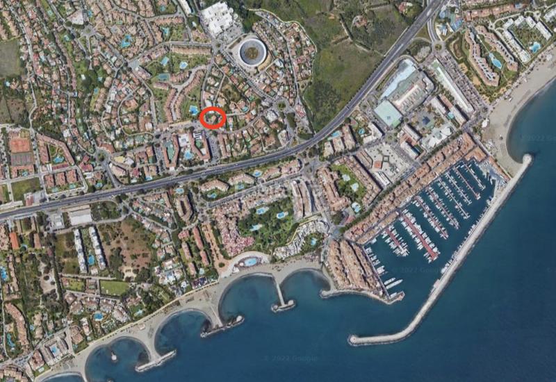 Foto 0f349c7e-ae6b-4604-83b7-452cb93bc9c3. Haus mit parking pool in Puerto Banús Marbella