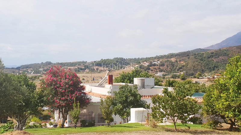 Foto 8ff36da8-3453-4f3d-8a7c-97771f69d220. Casa amb aparcament piscina a Las Lomas Estepona
