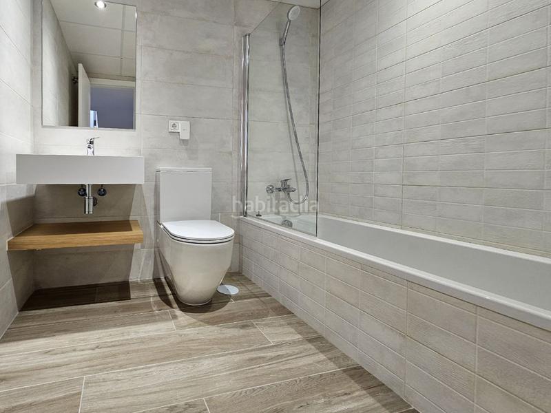 Foto 9bfffa05-15a9-4101-bf4d-9264e7aefa6e. Casa bifamiliare con parcheggio piscina in La Alquería Benahavís