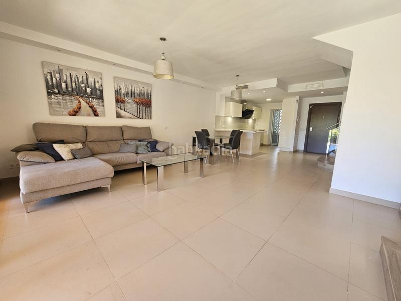 Foto 50b8a8f1-e9cc-4268-bb8f-12d88dfbe17a. Casa pareada en La Alquería Benahavís
