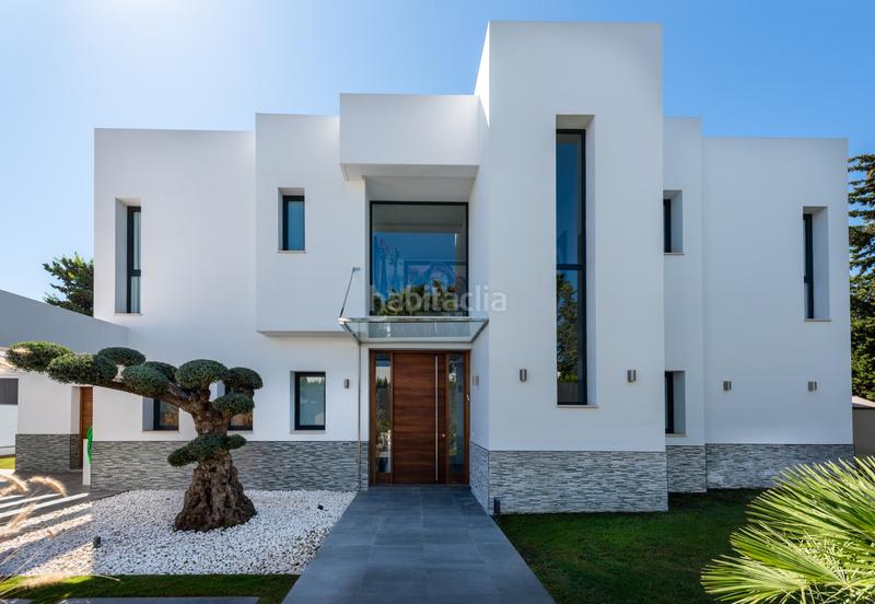 Foto ca1e7ec9-86bd-469e-b59d-d19fe82183a8. Casa con parcheggio piscina in Villacana - Costalita - Saladillo Estepona