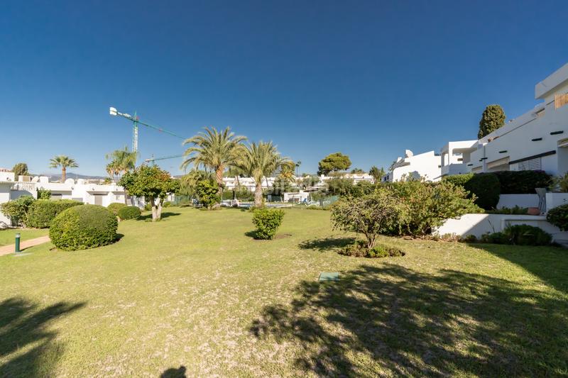 Foto 3cc7c2a9-e41e-4162-9057-077168f815c0. Planta baja apartamento planta baja en venta en Aloha sur 32, en Marbella