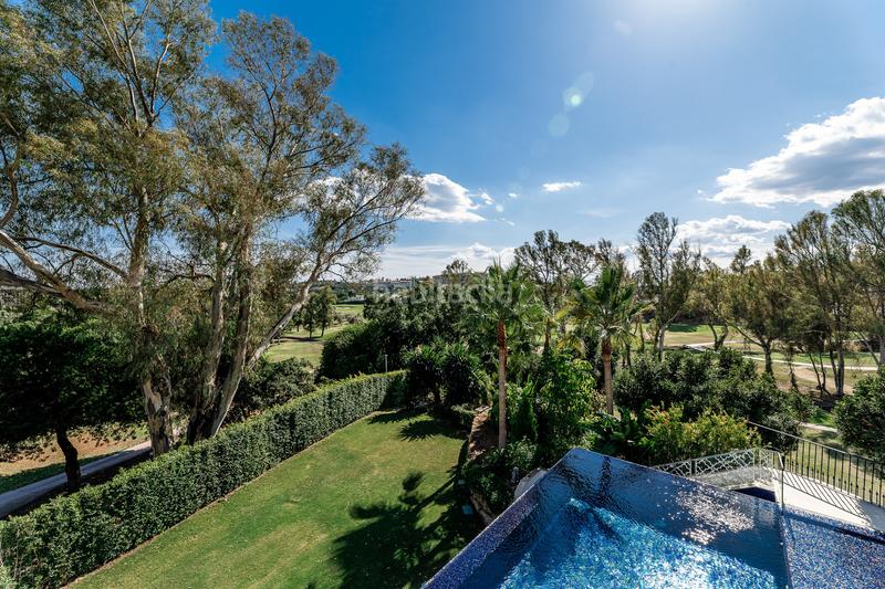 Foto 4f4e21f6-48dc-4d5d-8639-3e2987a3dccc. Casa en Los Naranjos Marbella
