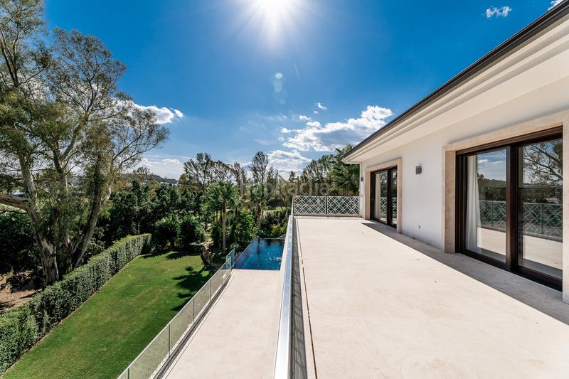 Foto c6cc4ab3-ff51-48e0-9a82-0204faf1dfb9. Haus mit parking pool in Los Naranjos Marbella