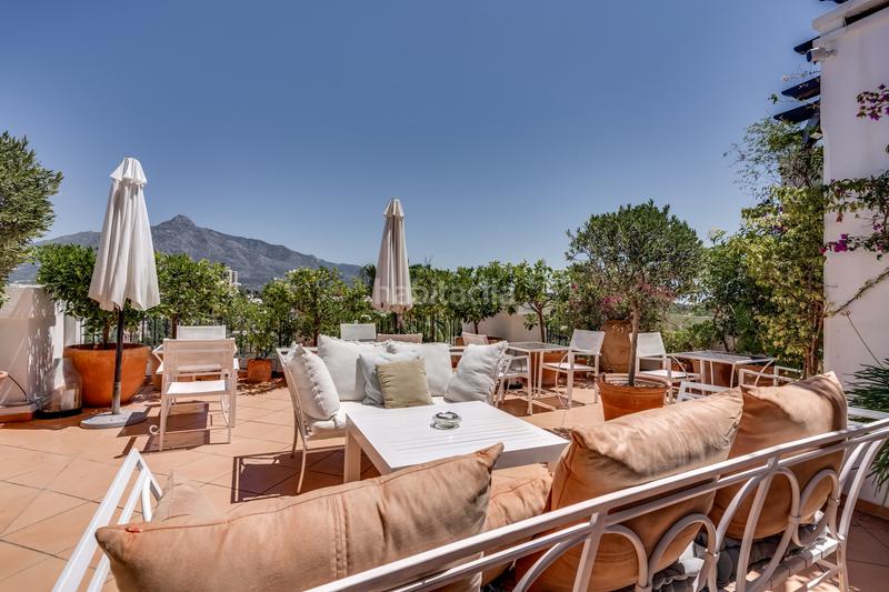 Foto 533ca11b-d95f-4c55-8727-dd9f40e31e23. Ático increíble propiedad con vistas panorámicas! en Marbella