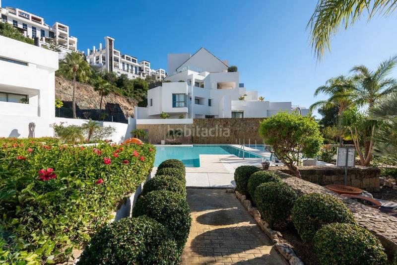 Foto a50d4e28-0cfa-420d-99ec-9c235cd48153. Location appartement avec parking piscine dans Los Flamingos Benahavís