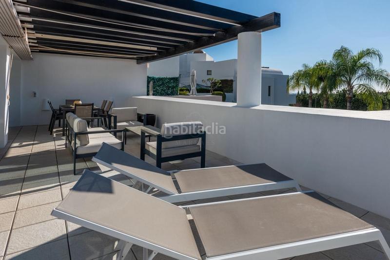 Foto bbbc6a80-7e5c-45d1-8f2d-33ffc88e862c. Location appartement avec parking piscine dans Los Flamingos Benahavís