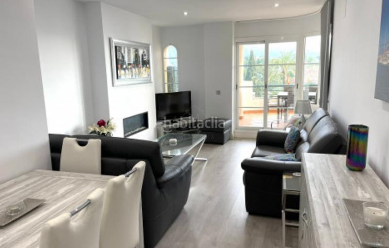 Foto 3cc9c7ee-7af2-495d-bf5a-569a61b3bcef. Lloguer apartament amb piscina a Nueva Andalucía centro Marbella