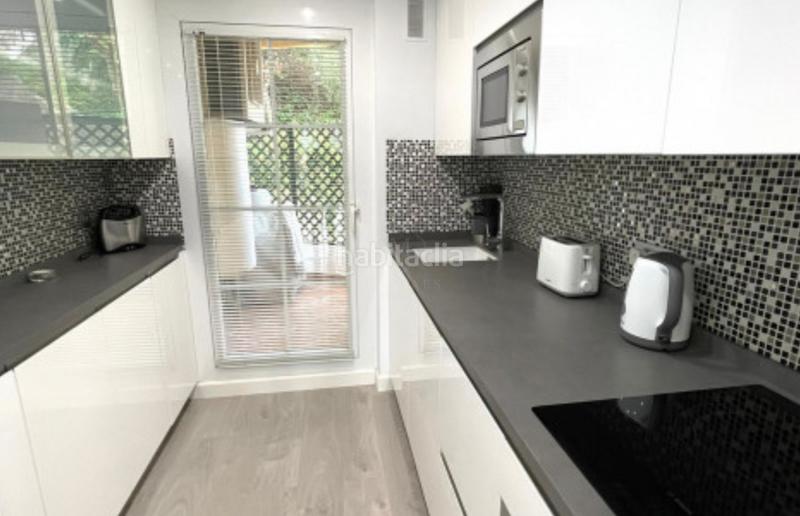 Foto b3dcc36f-766f-4320-99bf-5521824d29a9. Rent apartment with pool in Nueva Andalucía centro Marbella