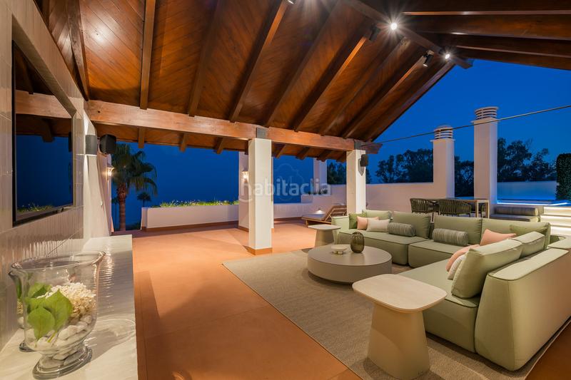 Foto ef861317-3319-43ed-8cbc-8690fbf47613. Ático hermoso, renovado, penthouse de tres dormitorios situado en prestigious beachfront community bahia del velerin, . en Estepona