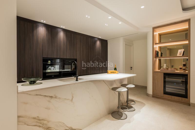 Foto fdd79416-d4f0-4833-b7e8-921e1c7d585c. Ático hermoso, renovado, penthouse de tres dormitorios situado en prestigious beachfront community bahia del velerin, . en Estepona