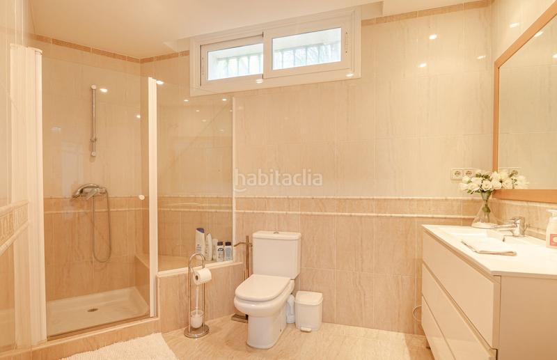 Foto 1650293f-a530-4a98-a7db-2f5355eef7cd. Casa con parcheggio piscina in Benahavís pueblo Benahavís