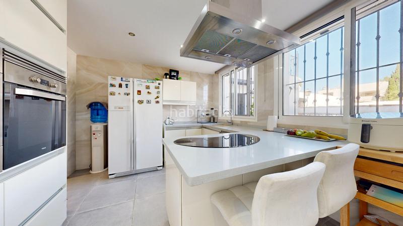 Foto 250b2392-8c55-4078-b8e9-f795682b4f89. Doppelhaus mit parking pool in Puente Romano Marbella