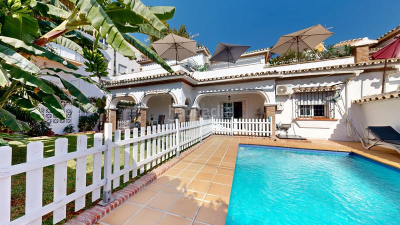Foto 5d7b8a49-4d0c-4909-b258-8bb245237b11. Doppelhaus mit parking pool in Puente Romano Marbella
