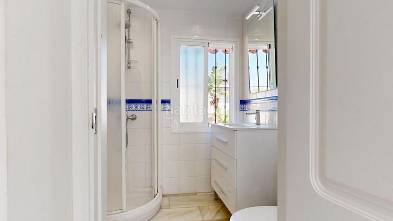 Foto 676932d4-eaec-4538-9e6b-7c991d8a4038. Doppelhaus mit parking pool in Puente Romano Marbella