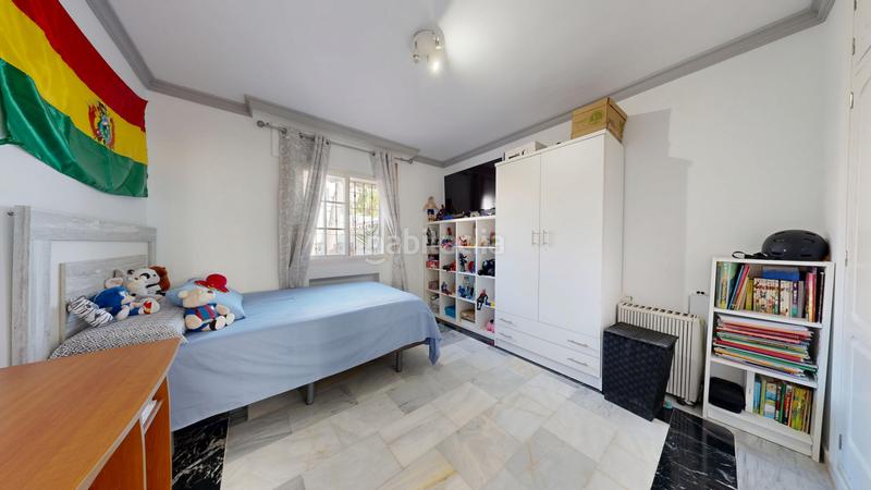 Foto ffd69524-bdad-4d1e-bdb1-805f052efe75. Doppelhaus mit parking pool in Puente Romano Marbella