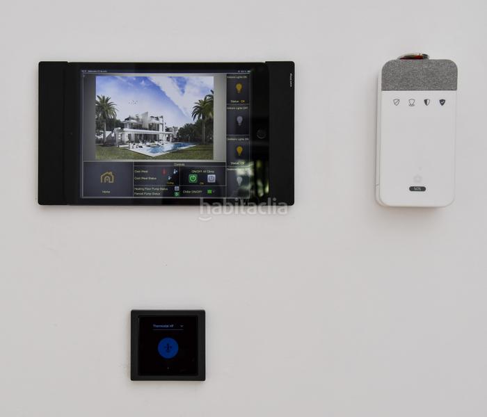 Foto 7db8f98e-8c37-4443-a660-56d34c68312d. Maison avec parking piscine dans lomas de Marbella club Marbella