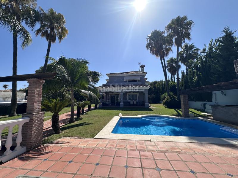 Foto d0b93d3c-d454-4cfa-82d5-6adc36419233. House with heating parking pool in Centro Estepona