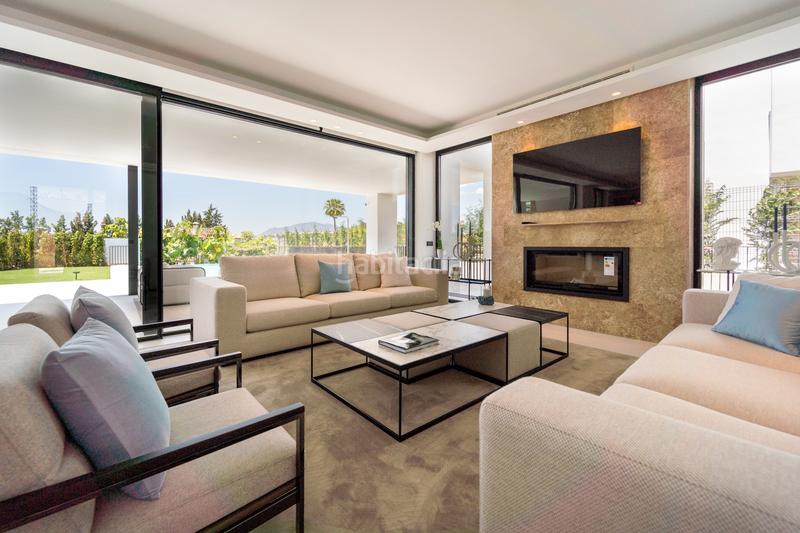 Foto 59a4cb8f-8ff2-452a-85fc-56ea82628b23. Maison avec chauffage parking piscine dans Nueva Andalucía centro Marbella