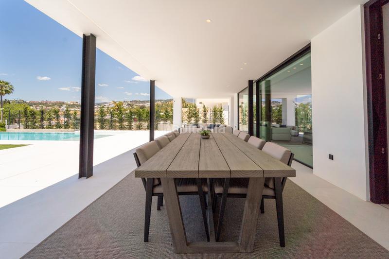 Foto f6f3c6f1-7c43-4e0b-b821-96667727b8a3. Maison avec chauffage parking piscine dans Nueva Andalucía centro Marbella