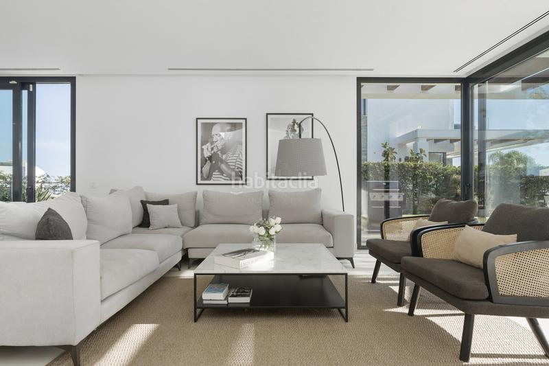 Foto 4c9513d8-837c-4c83-9a75-b12584a109b0. Maison avec parking piscine dans Cabopino - Artola Marbella