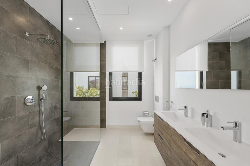 Foto e338dddb-718b-413d-a203-fca70a4a002b. Maison avec parking piscine dans Cabopino - Artola Marbella