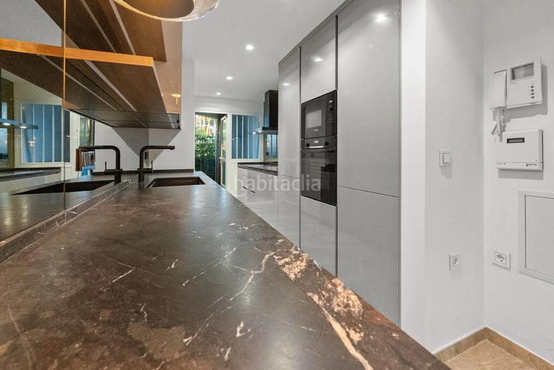 Foto 726dd5b4-8f86-4126-b83b-cda63f7e8eaf. Ground floor with parking pool in Puente Romano Marbella