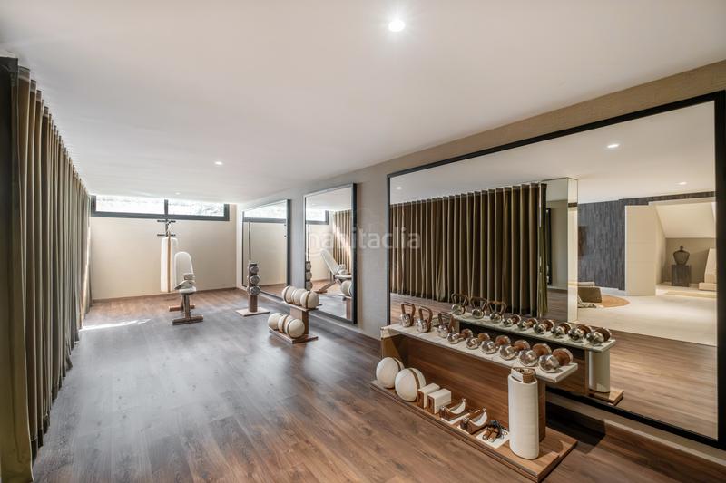 Foto 08fe3574-ee3b-493c-a22e-5075e7384e52. Casa amb aparcament piscina a Paraiso - Barronal Estepona