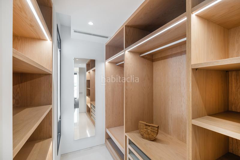 Foto 2f285afb-6b31-4cf3-86f8-d1850176ee67. Casa amb aparcament piscina a Paraiso - Barronal Estepona