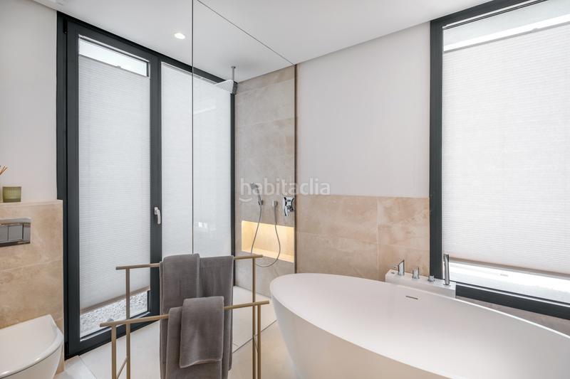 Foto eb6cc29b-9fb5-4ba7-90c3-970ec672e3b7. Casa amb aparcament piscina a Paraiso - Barronal Estepona