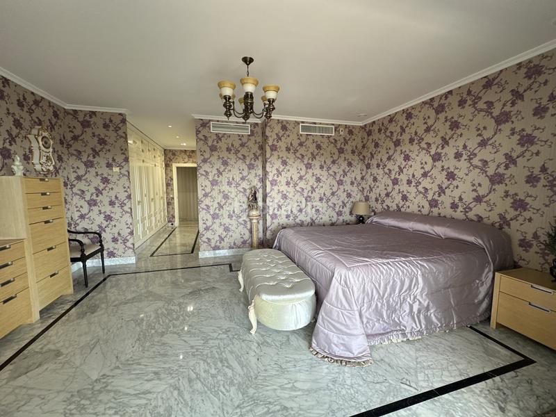 Foto 76c21cc4-20db-47e4-a825-be63ff84b4a3. Piccolo appartamento con parcheggio piscina in Puente Romano Marbella