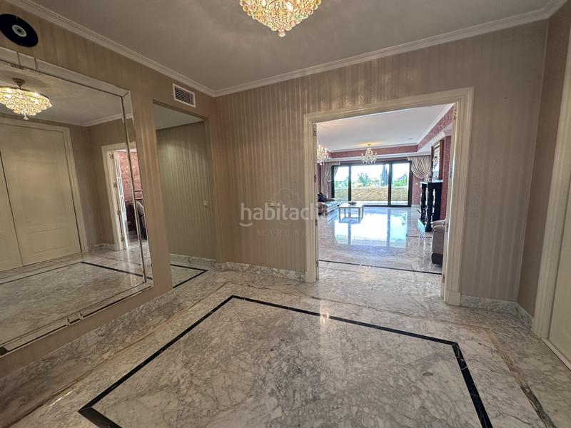 Foto aa19169b-41ca-40ac-85f2-a0892fa5be19. Piccolo appartamento con parcheggio piscina in Puente Romano Marbella