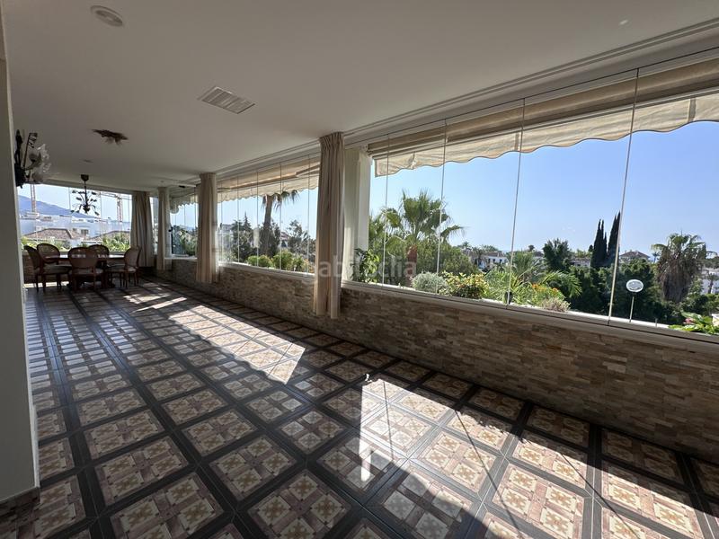 Foto e3954786-4c26-4b4c-93d2-4980ae6ebaef. Piccolo appartamento con parcheggio piscina in Puente Romano Marbella
