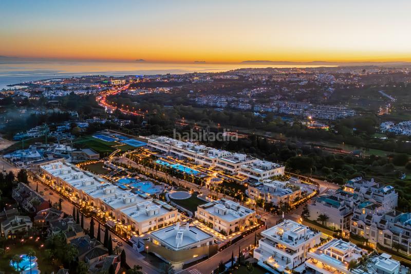 Foto 180a431c-6d2b-4d75-8757-6b36bd69bbcb. Ground floor with parking pool in Puente Romano Marbella