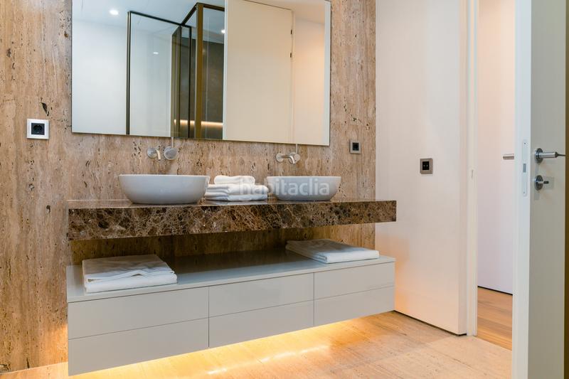 Foto 19bf7cdf-e540-4be8-9b66-7b501d1a28f6. Ground floor with parking pool in Puente Romano Marbella