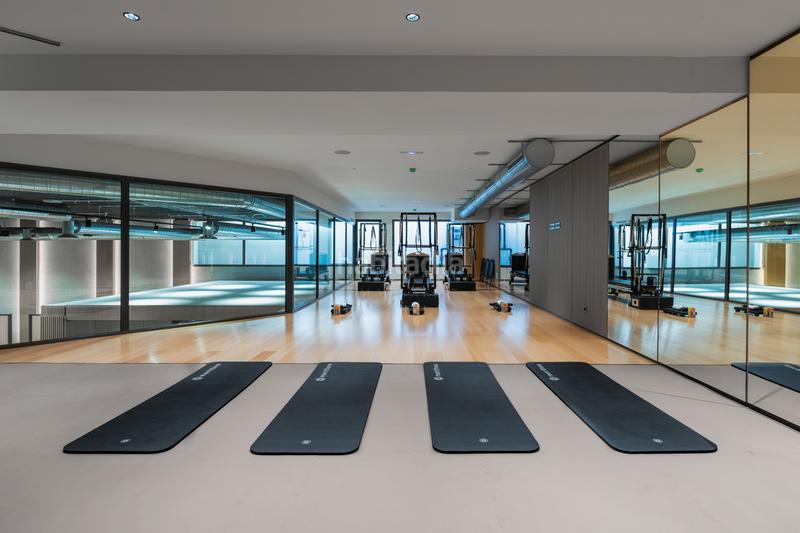 Foto 73a8a125-dab9-4787-9953-7bff1ee65f1f. Ground floor with parking pool in Puente Romano Marbella