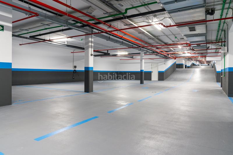 Foto 8a1ee469-c690-443f-ad2c-903074456485. Ground floor with parking pool in Puente Romano Marbella