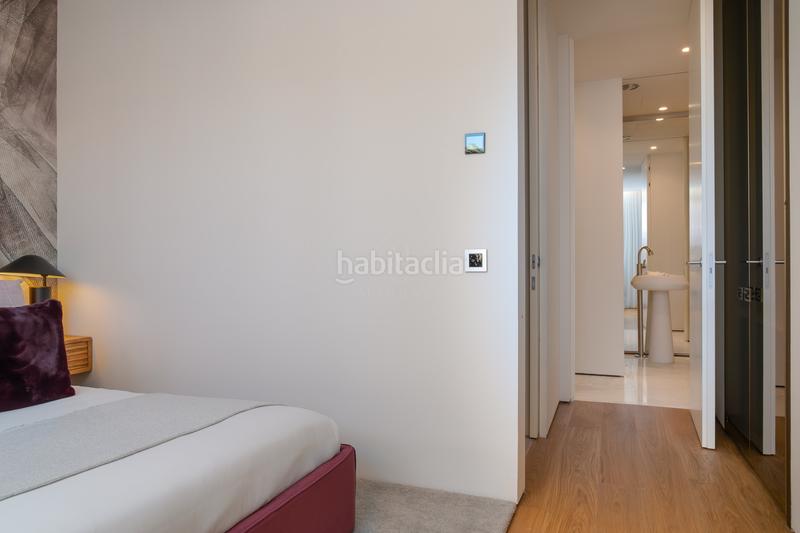 Foto a4901172-d4ff-42e3-bd3c-c7b2046458b5. Ground floor with parking pool in Puente Romano Marbella