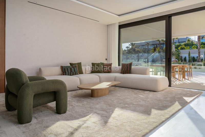 Foto adee8ca8-41ea-42ab-b2d4-19f5cec3be46. Ground floor with parking pool in Puente Romano Marbella