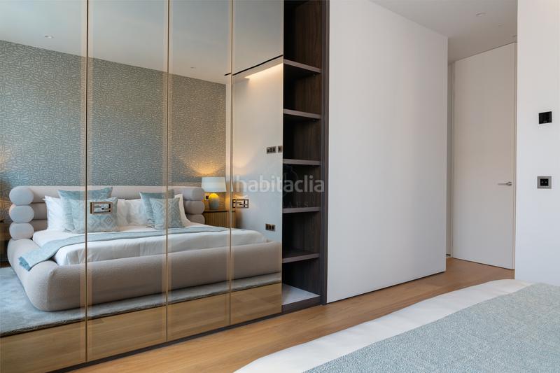 Foto f85de4b5-ade1-47eb-9fb2-8d00939b8429. Ground floor with parking pool in Puente Romano Marbella