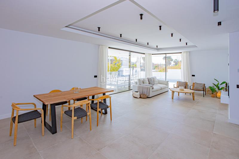 Foto 89d0bd0f-6c08-472b-9131-baf36ef85f94. Rent house with heating parking pool in Nueva Atalaya Estepona