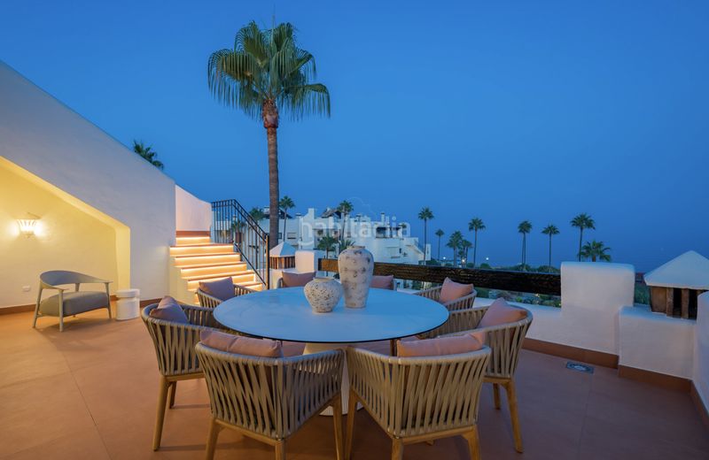 Foto 8092e91d-8176-45c1-a747-40d0b511e829. Àtic amb aparcament piscina a El Velerín Estepona