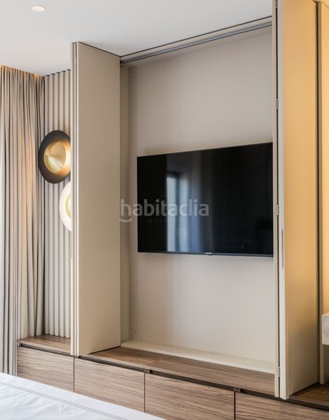 Foto 85528dd6-fc8c-4329-82e0-f6808f91e8d3. Àtic amb aparcament piscina a El Velerín Estepona