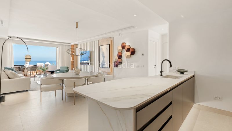 Foto eaa2fb43-109a-4d31-907f-688831779ff3. Àtic amb aparcament piscina a El Velerín Estepona