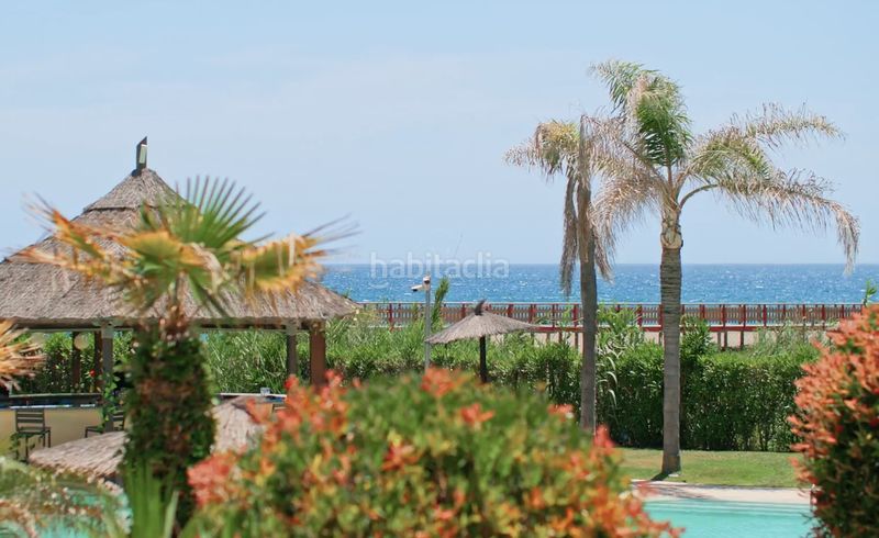 Foto f2931544-e17b-4f67-b20a-3807689e32e1. Àtic amb aparcament piscina a El Velerín Estepona