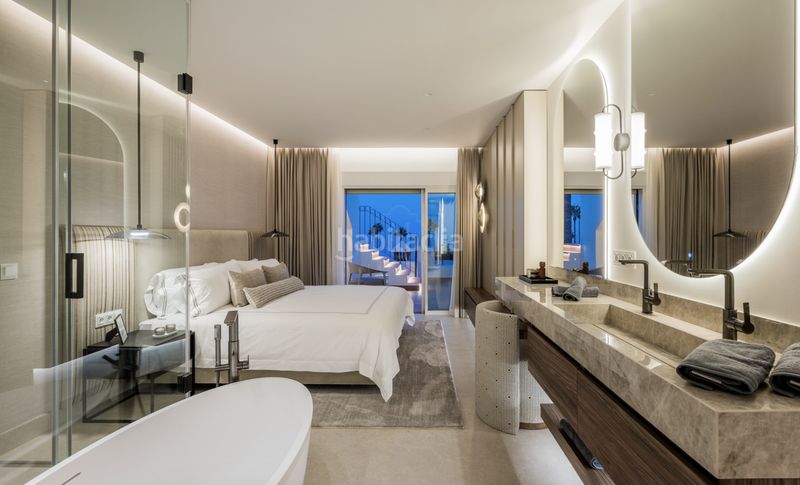 Foto f6226485-33bc-4f42-b057-3fa9cce6da20. Àtic amb aparcament piscina a El Velerín Estepona